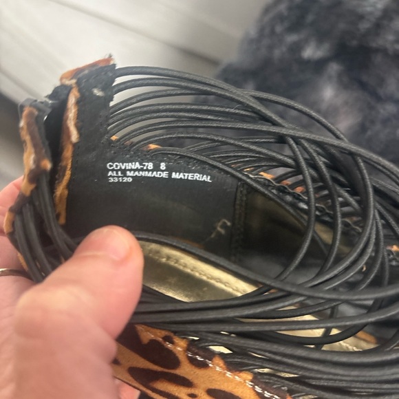 Leopard Print Women's Shoes with Black Straps - Picture 4 of 6